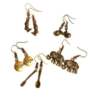 💜 5 Pairs of Earrings 💜